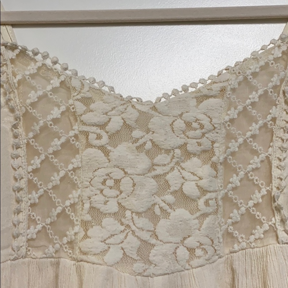 Cream romper! - Picture 3 of 4